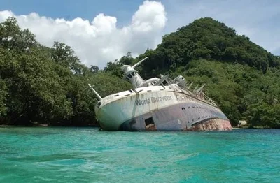 Shipwreck - Deserted Island RPG
