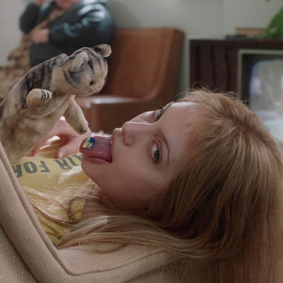 Lisa Rowe  // "Toxic relationship"
