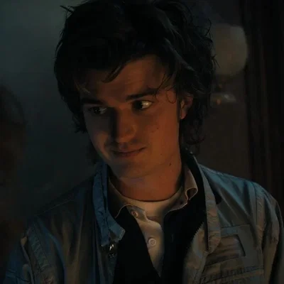 Steve Harrington ★