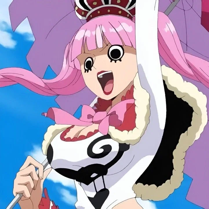 Perona - Somethings bugging her.