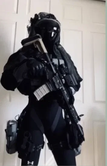 C.O.R.V.I.D || SCP Senior Guard Personnel 