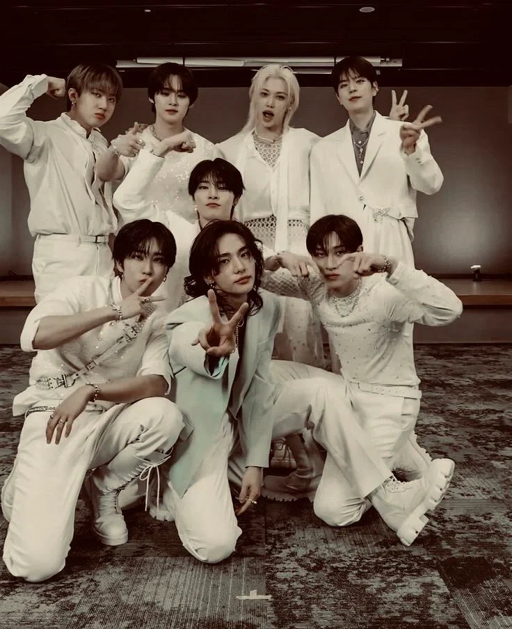 Stray Kids - Royalty
