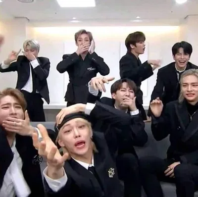 𓆩♡𓆪 STRAY KIDS