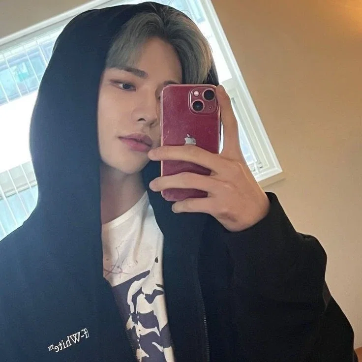 Hwang Hyunjin 