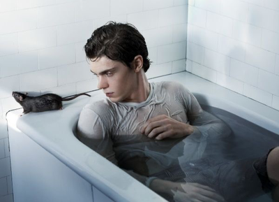 Evan Peters