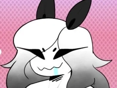 Ashy | Round fucking moth gurl holy shit