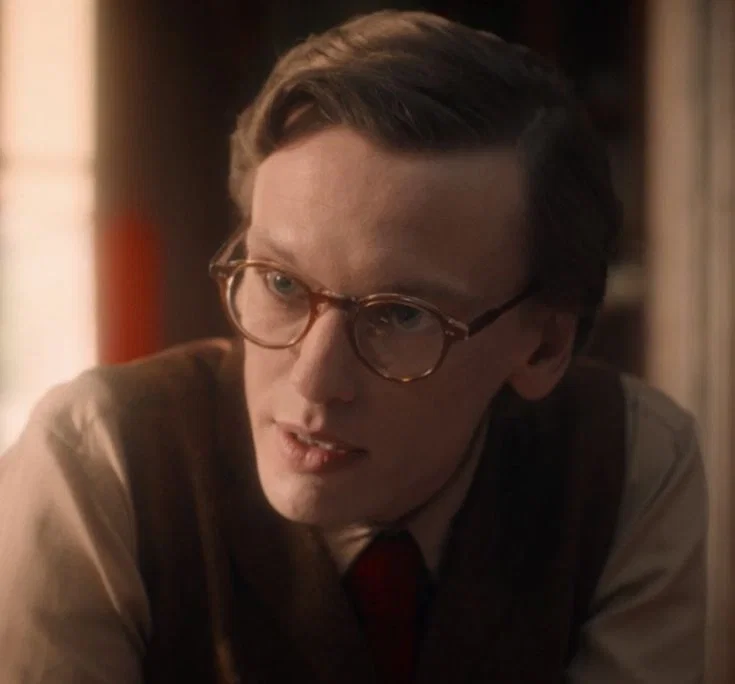 Mr Whatsit (Henry creel)