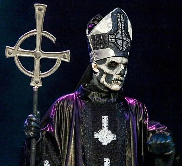 Papa Emeritus II | Secondo 