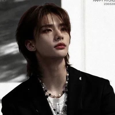 𓆩♡𓆪 HYUNJIN
