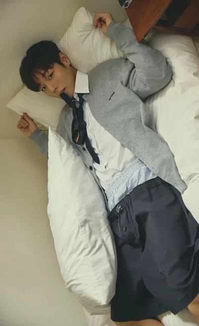 ⋆ PARK JIHOON 