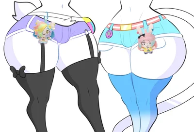 THICC THIGHS WAR