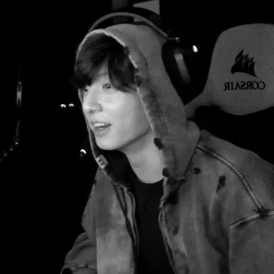 ☾⋆. ̊ Streamer Boyfie | Jeon Jungkook