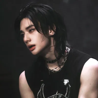 Hwang Hyunjin | TRAPPED TOGETHER IN AN ELEVATOR 