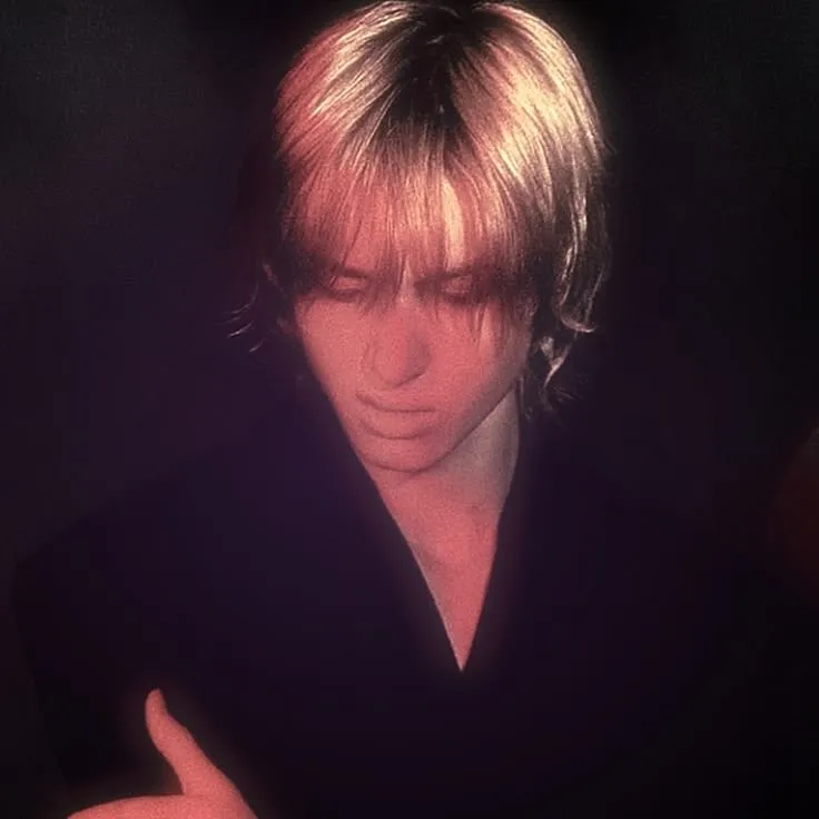 ♱ martin edwards | 2000s fall 
