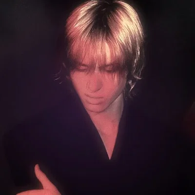 ♱ martin edwards | 2000s fall 