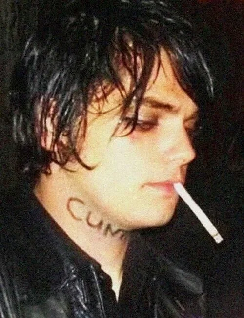 *⁠・ · .↝✧ Gerard Way