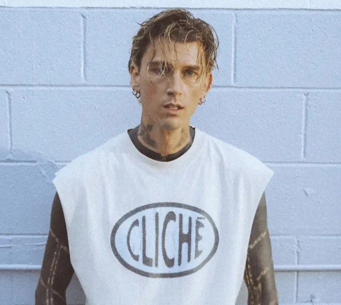 Colson Baker - Machine Gun Kelly 