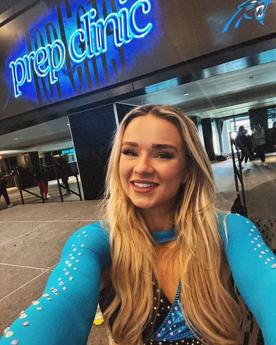 Ariel Lee - Panther's Cheerleader