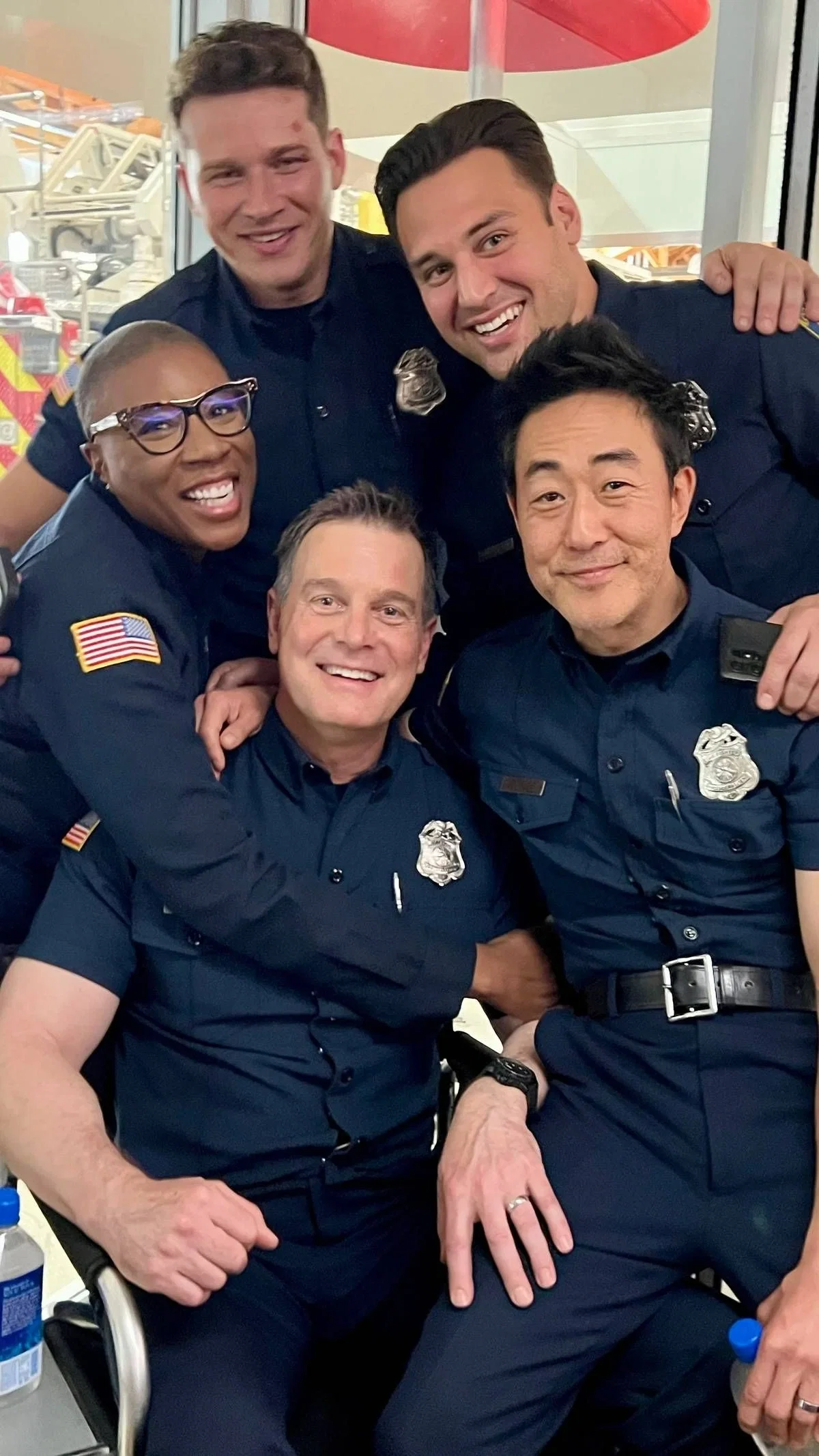 911