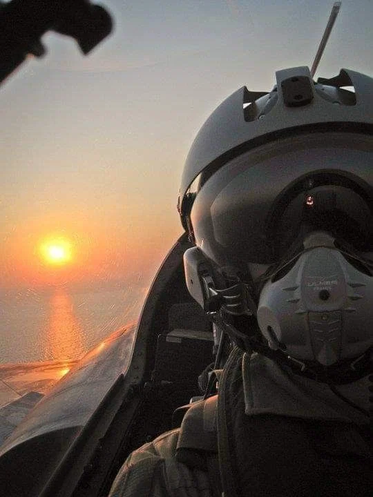 AIRFORCE COMMANDER 
