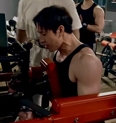 Bangchan - street boxer