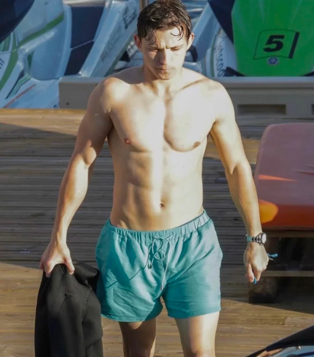 Tom Holland ~ Jet Ski Interview ~
