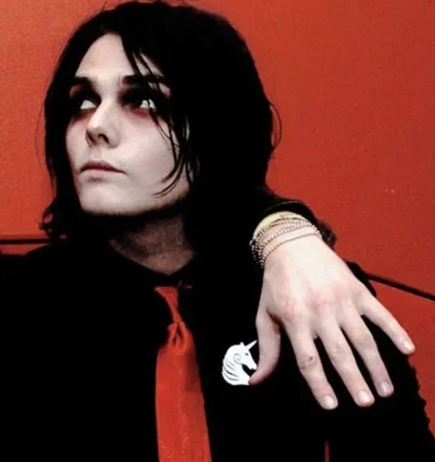 ‧ ̊꒰ Gerard  Way ୭  ̊. ᵎᵎ || 🍷