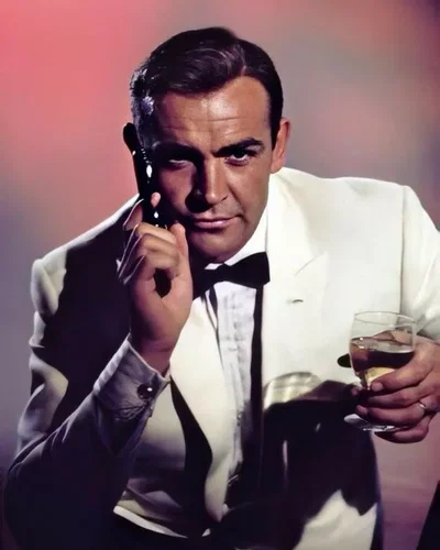 HUNTED | James Bond, 007