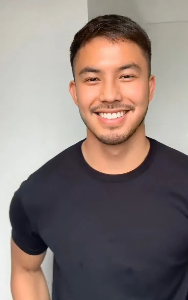 Tony  ╬  The Way He Smiled