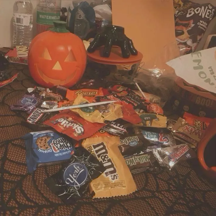 01ᅠᅠノᅠ Trick or treat! 