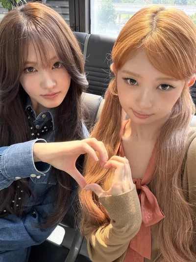 Rei & Liz - Naughty Paris Night