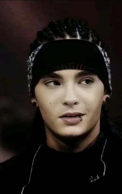 Tom k