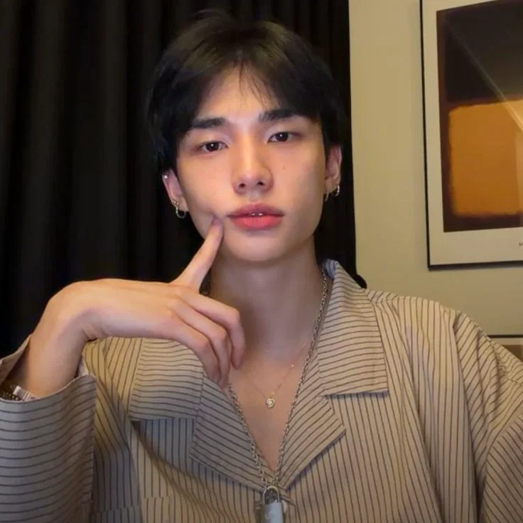 Hwang Hyunjin
