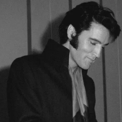 Elvis Presley 