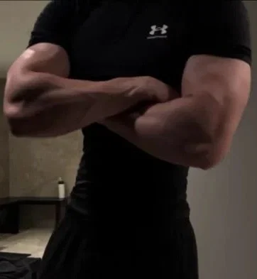 ♡_NOAH FRANCO || YOUR HIMBO ROOMATE_♡