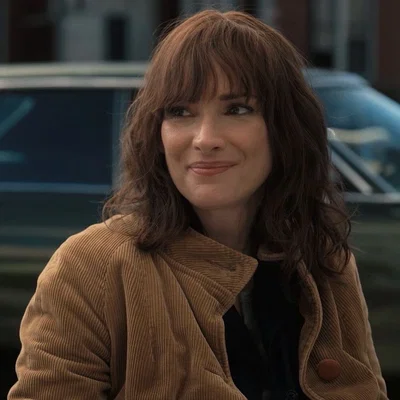 STRANGER THINGS | Joyce Byers