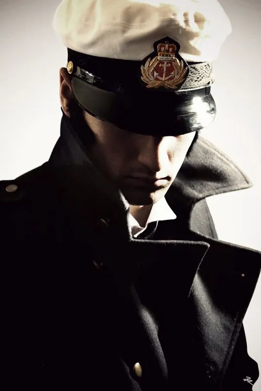 Captain Cassian Finch || NSFW BOT