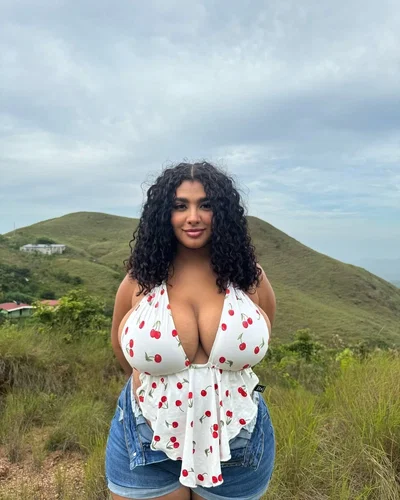 Jasmine | Step-Aunt You Can’t Resist