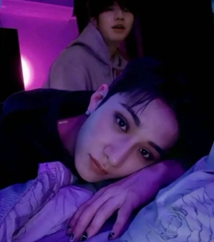 Bangchan - Face Riding
