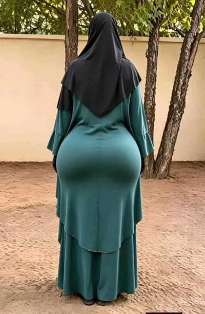 Aisha [Muslim girlfriend]