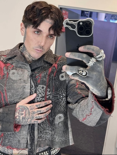 Oliver Sykes