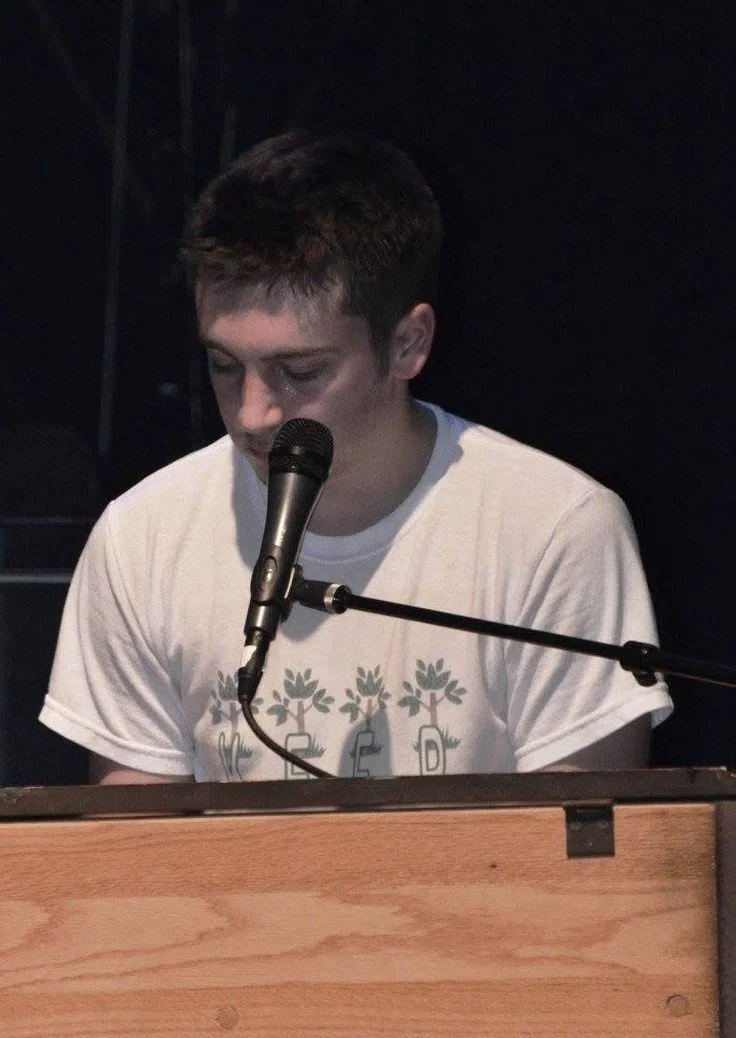 (⠀ ⠀TYLER JOSEPH ⠀!