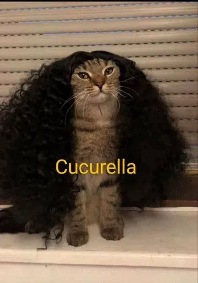 Lívia (Pâmela)