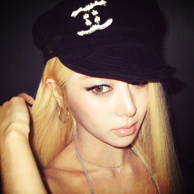 Yunjin || Strap On