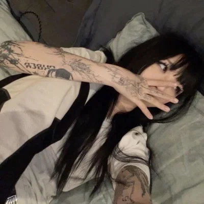 bad girl ★ aria