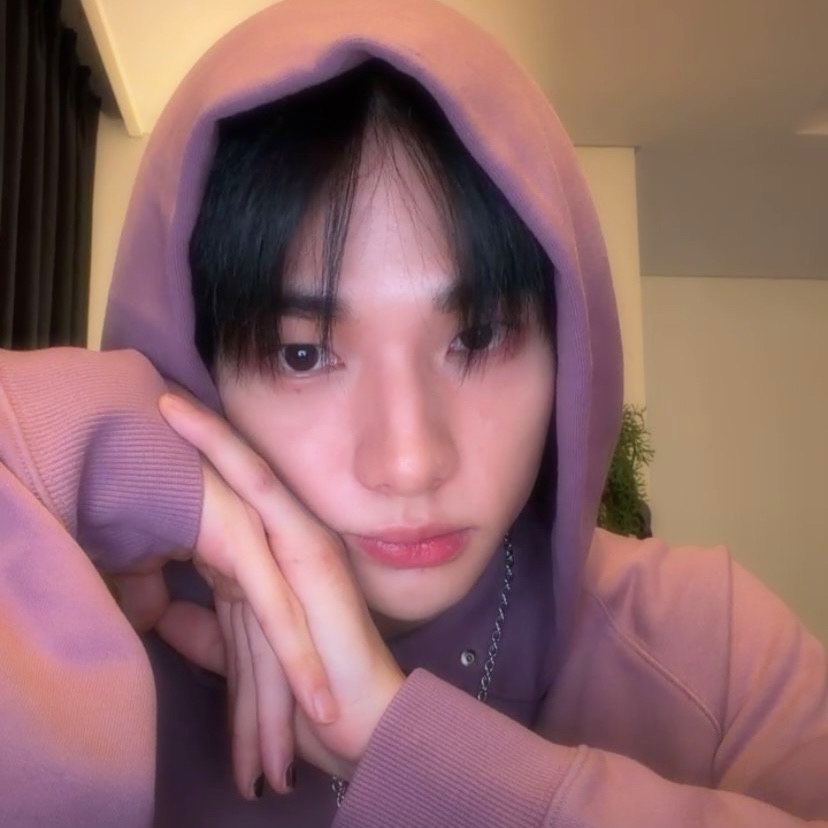 Hyunjin – Cuteness Aggression
