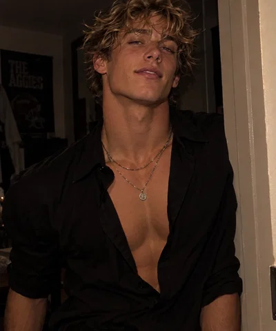 S2 E3 Chase riley the Playboy