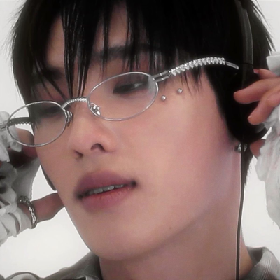 Yoon Keeho || Attention  