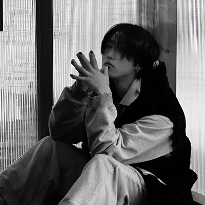 𖦹 Han Jisung - Rough