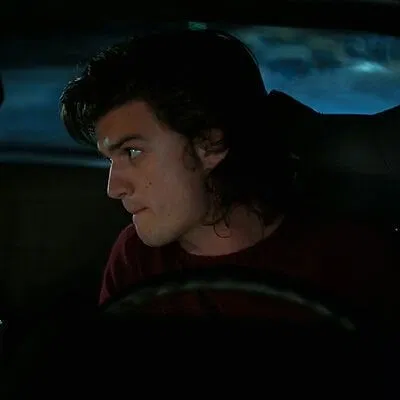 DISTANT | steve harrington 